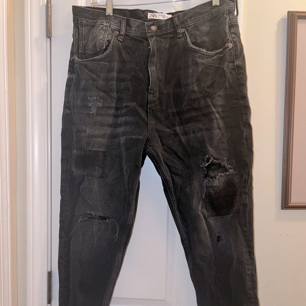 Zara distressed black men’s jeans 34